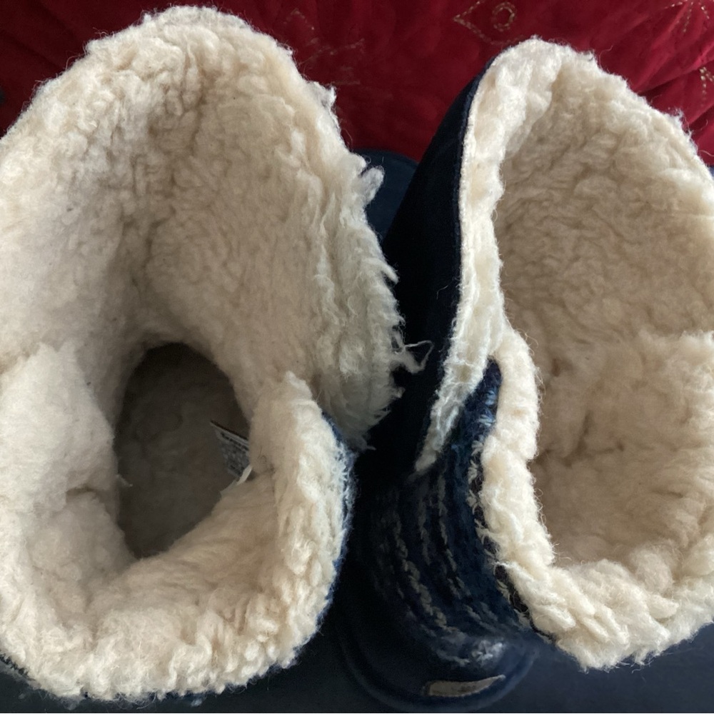 bearpaw genuine suede wool cold weather boots - Picture 3 of 13